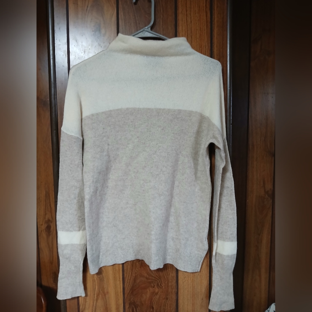 Tahari Pure Luxe Cashmere Cream and Tan Cowl Neck Sweatef